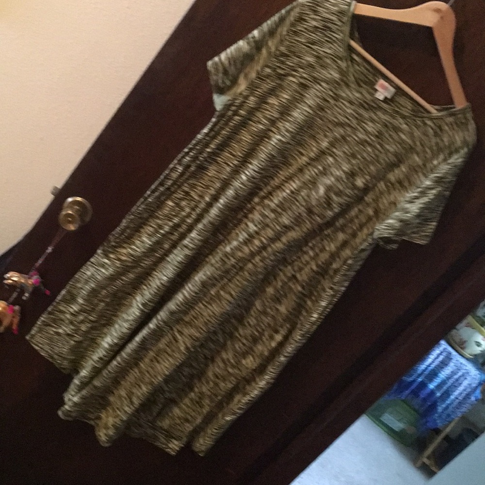 Lularoe Carly